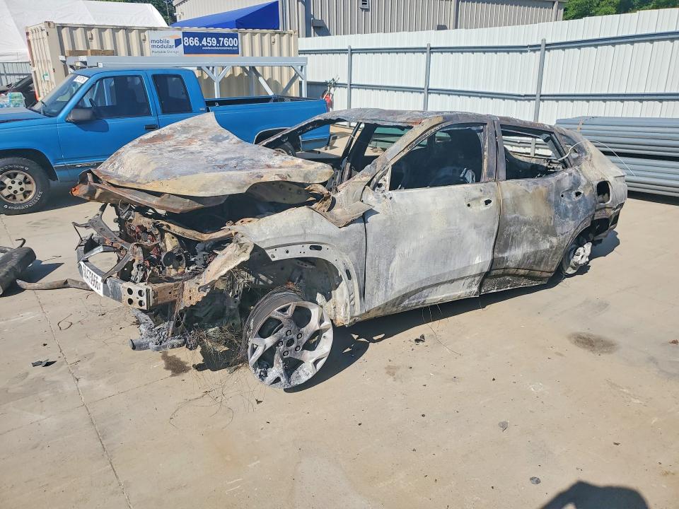 2025 CHEVROLET TRAX — VIN KL77LHEP4SC251645