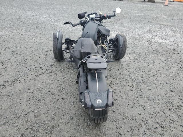 3JB2JEG25NJ006556