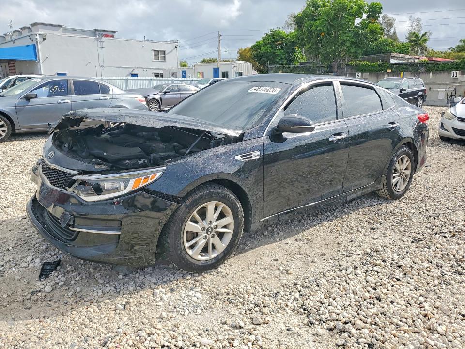 2016 KIA OPTIMA — VIN 5XXGT4L31GG088617
