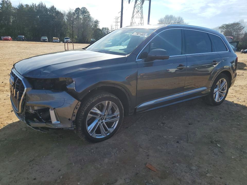2021 AUDI Q7 — VIN WA1LJAF76MD041181