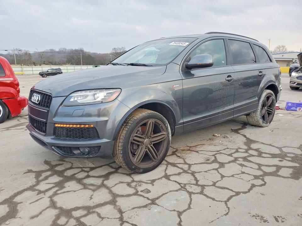 2015 AUDI Q7 — VIN WA1DGAFEXFD020158