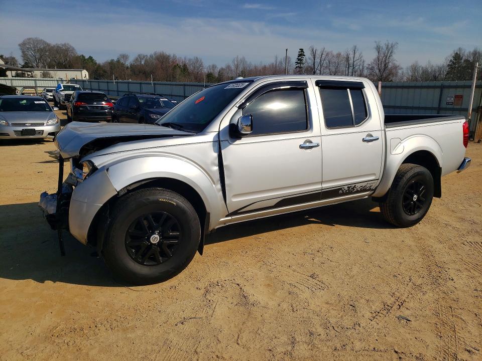 2015 NISSAN FRONTIER — VIN 1N6AD0EVXFN737518