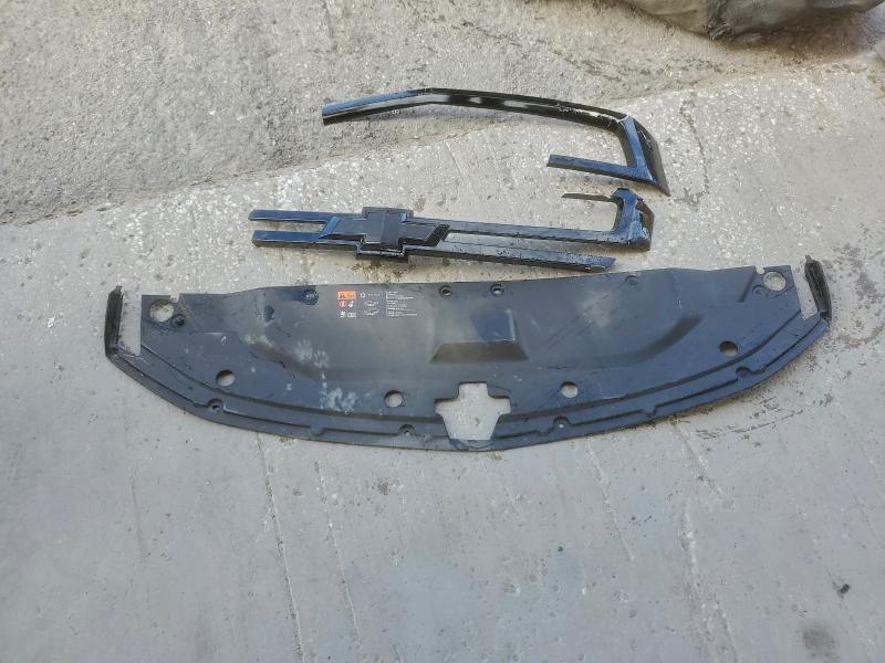 1GNSCHKC5KR328154