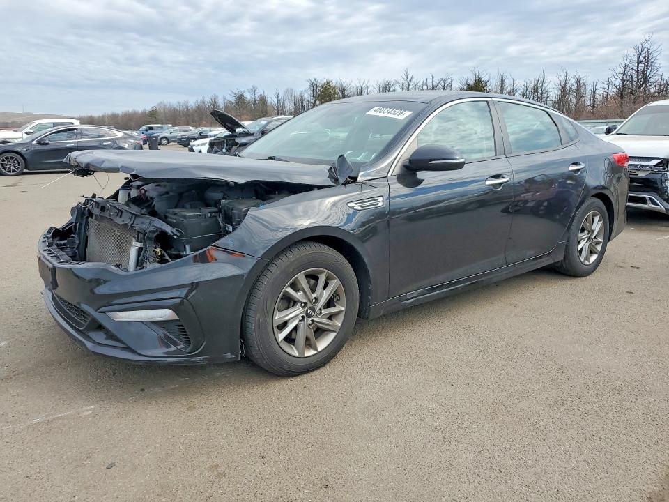 2019 KIA OPTIMA — VIN 5XXGT4L32KG325365