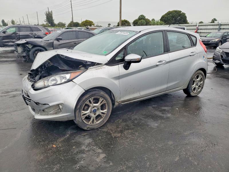 2015 FORD FIESTA — VIN 3FADP4EJ4FM187017