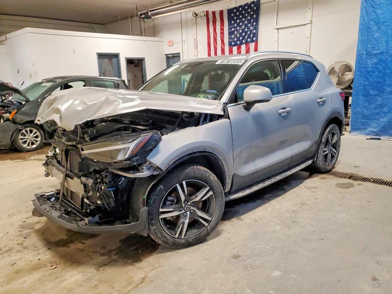 2024 VOLVO XC40 — VIN YV4L12UK0R2265145
