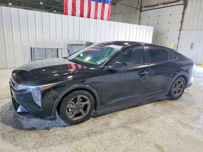 2025 KIA K4 LX — VIN 3KPFT4DE8SE095058