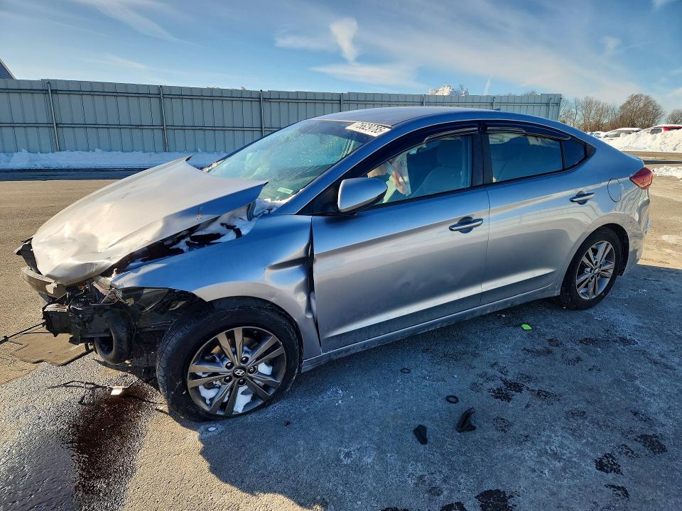 2017 HYUNDAI ELANTRA — VIN 5NPD84LF2HH005703
