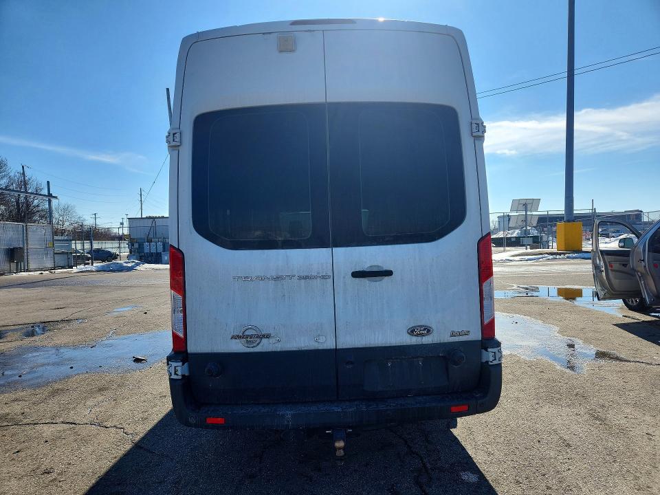 1FTWS4XV2FKB11398