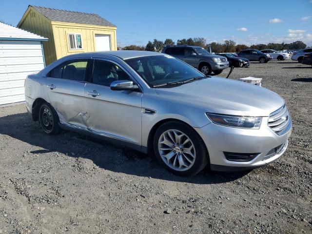 1FAHP2F82KG106604