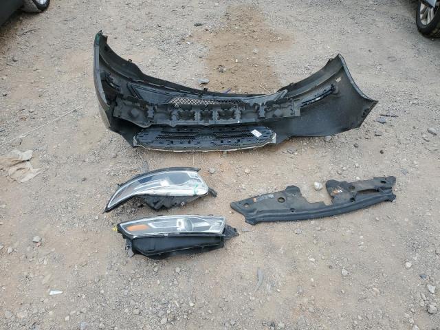 1FAHP2F80KG109775