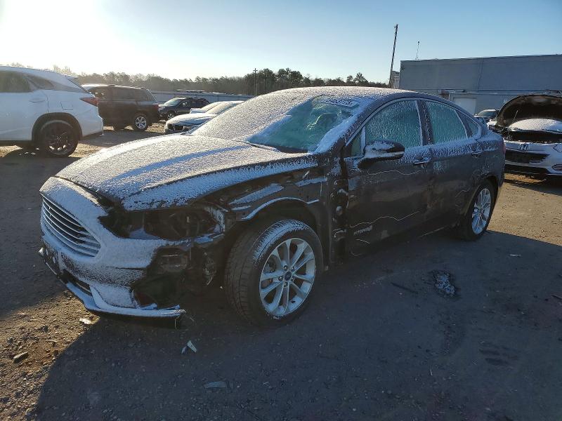 2019 FORD FUSION SEL — VIN 3FA6P0MU1KR257258