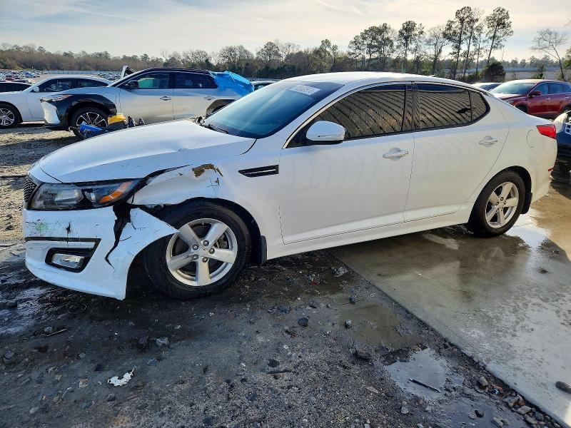 2015 KIA OPTIMA LX — VIN 5XXGM4A74FG496868