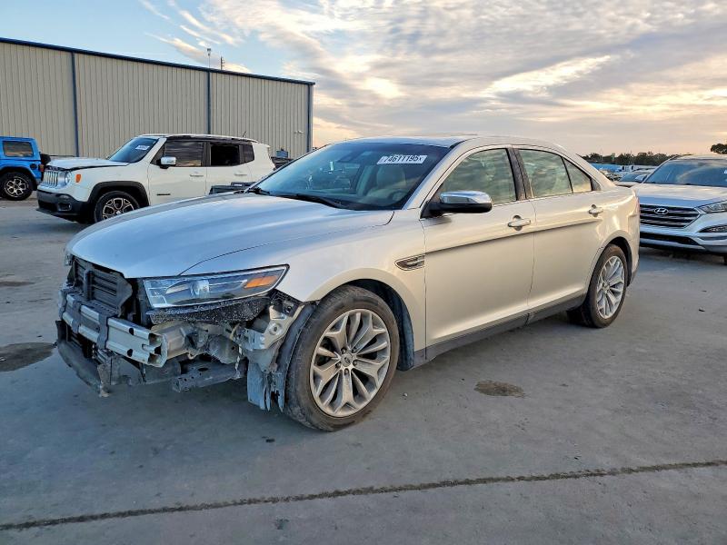 2018 FORD TAURUS LIM — VIN 1FAHP2F85JG130295