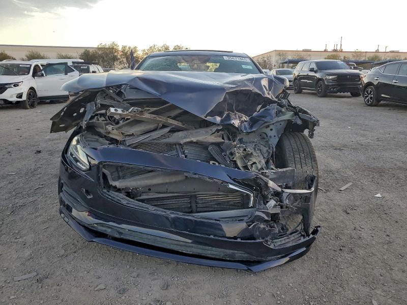 YV1102AK2H1007113