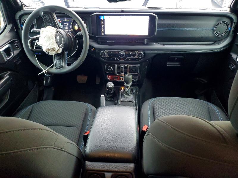 1C4RJXR64RW145038