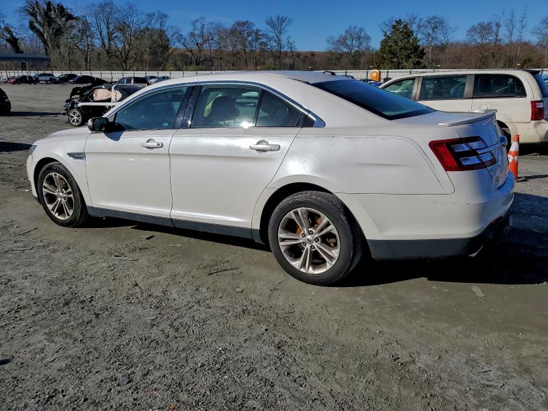 1FAHP2E88FG101947