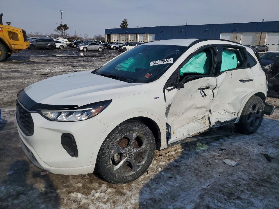 2023 FORD ESCAPE — VIN 1FMCU9MN0PUB37885