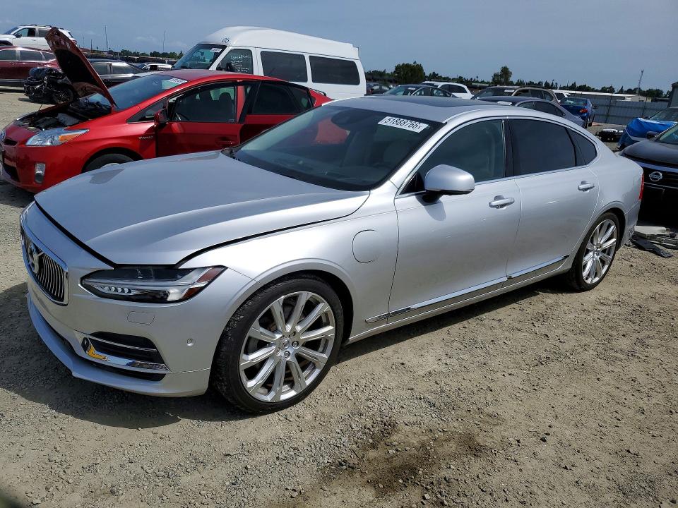 2018 VOLVO S90 — VIN LVYBC0AL7JP023785