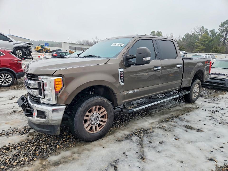 2017 FORD F250 — VIN 1FT7W2BT2HEF42716