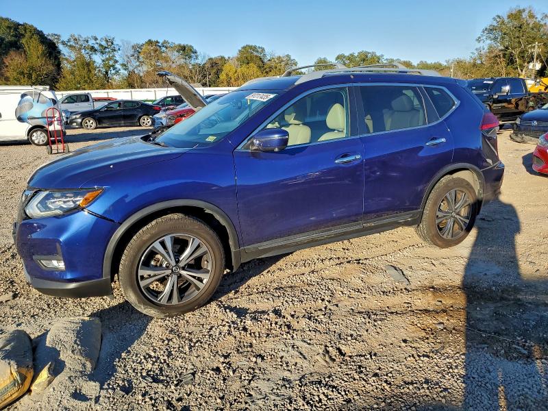 2017 NISSAN ROGUE SV — VIN 5N1AT2MV3HC732285