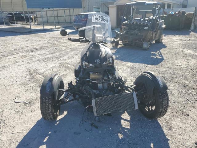 3JB2GEG26LJ004018