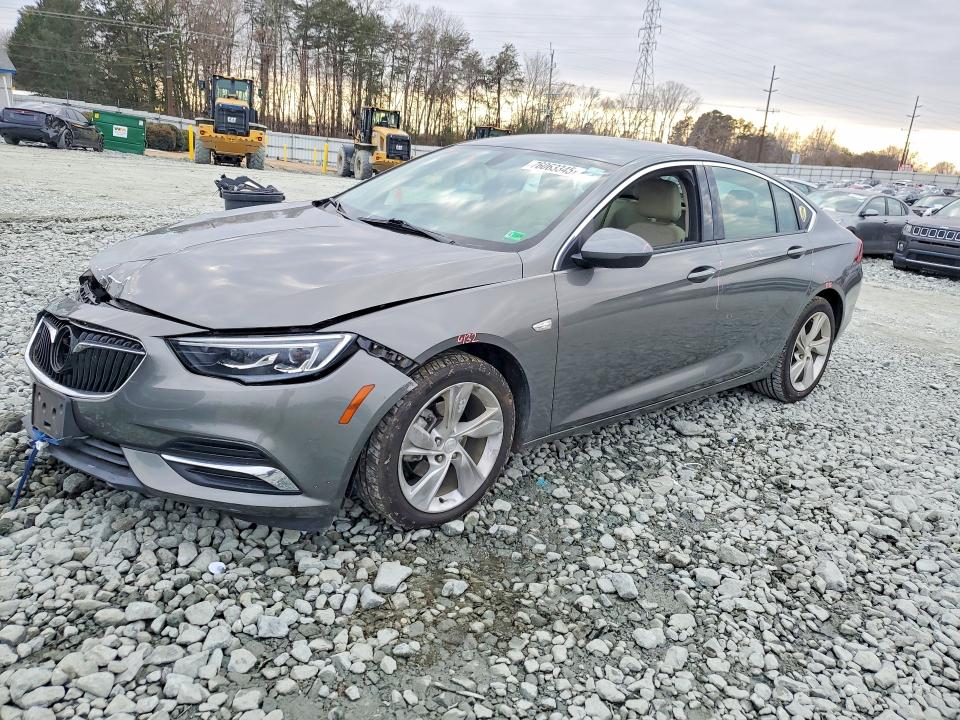 2018 BUICK REGAL — VIN W04GL6SXXJ1068704