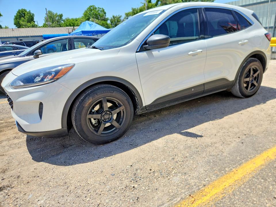 2022 FORD ESCAPE — VIN 1FMCU0G65NUC04428