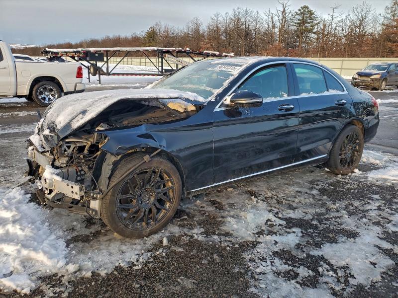 2017 MERCEDES-BENZ C 300 4MAT — VIN 55SWF4KB4HU224253
