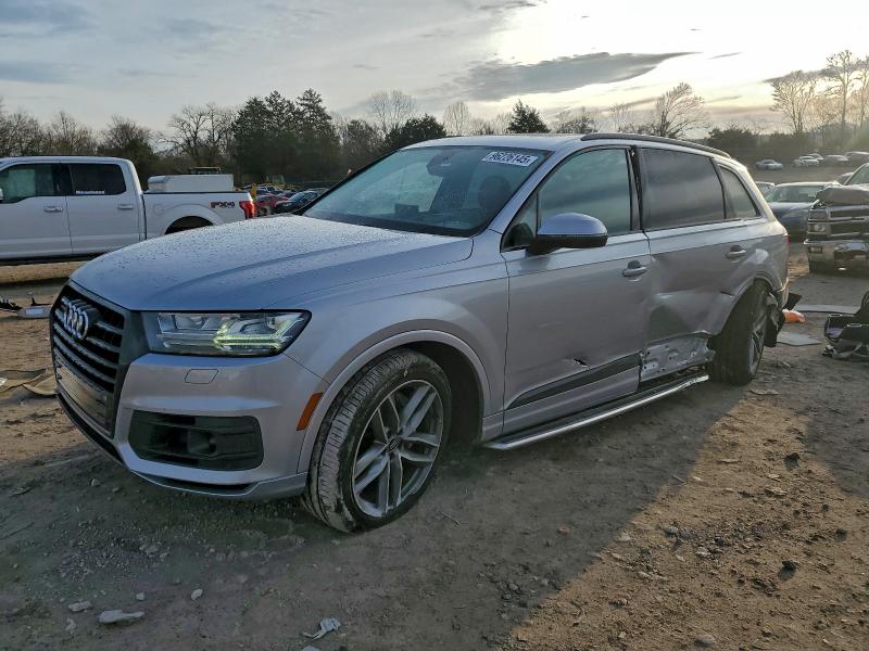 2018 AUDI Q7 — VIN WA1VAAF71JD011185