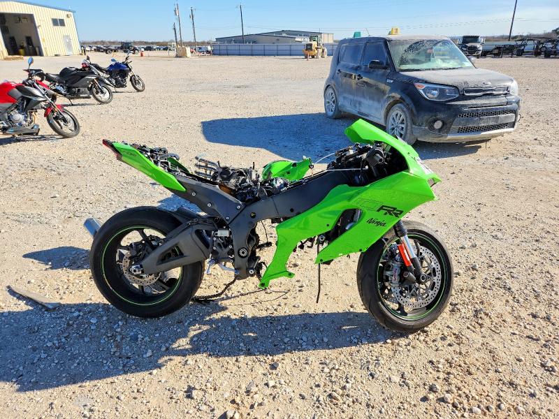2024 KAWASAKI ZX1002 — VIN JKBZXVT1XRA000119