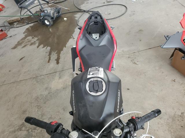 ML5EXGG12SDA60704