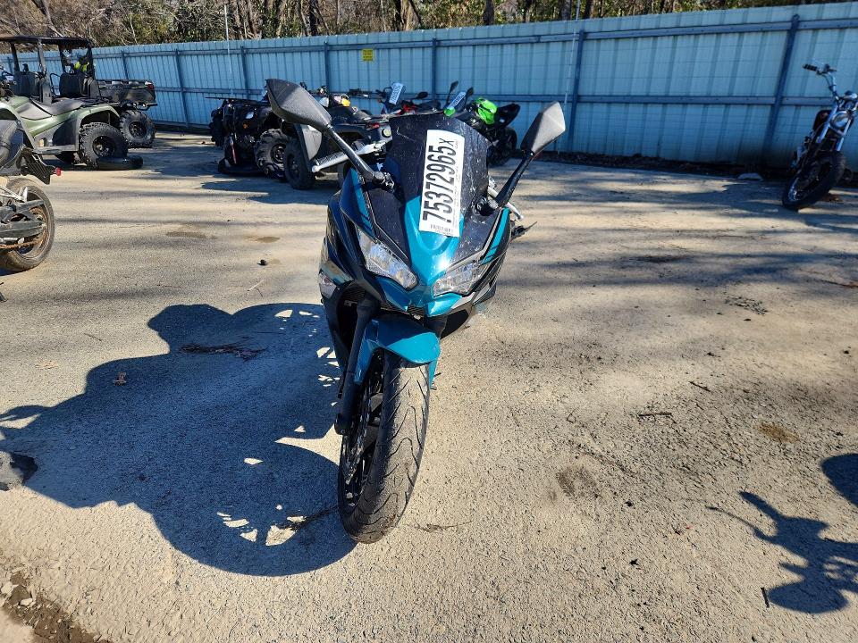 ML5EXEM15MDA40300