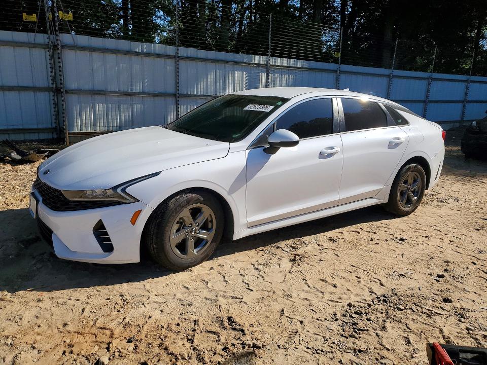 2021 KIA K5 — VIN 5XXG14J21MG054737