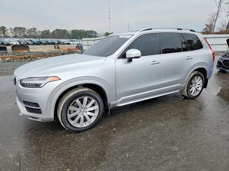 2018 VOLVO XC90 — VIN YV4102CK3J1383275