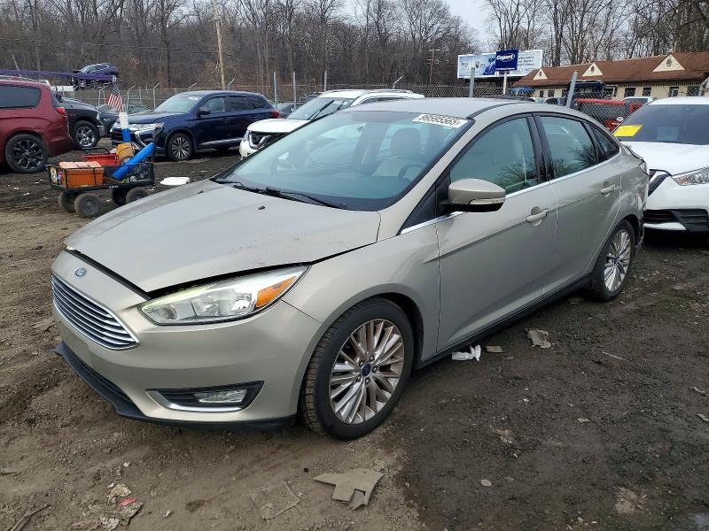 2015 FORD FOCUS — VIN 1FADP3J29FL227098