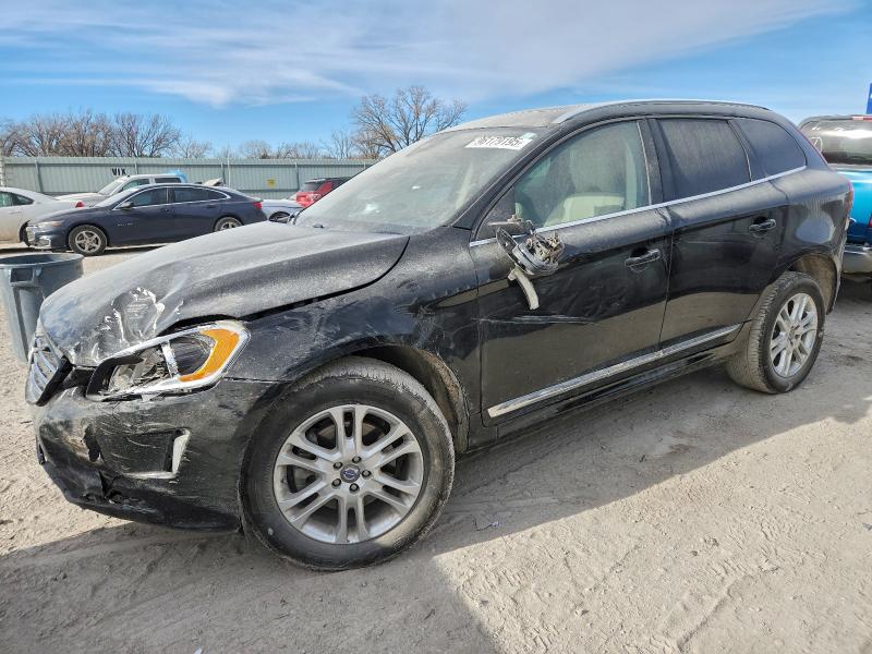 2015 VOLVO XC60 — VIN YV4952RD3F2594068