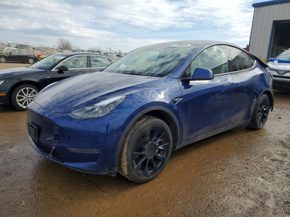 2024 TESLA MODEL Y — VIN 7SAYGDED6RF038593