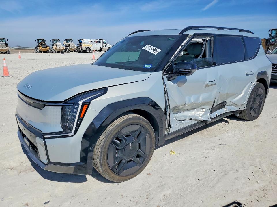 2024 KIA EV9 — VIN KNDAEFS58R6051547