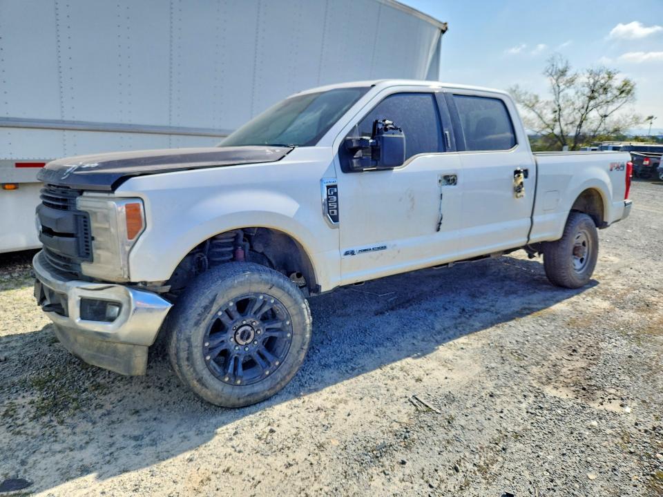 2017 FORD F350 — VIN 1FT8W3BTXHED18295