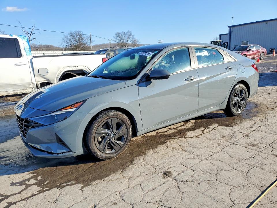2023 HYUNDAI ELANTRA — VIN KMHLM4AG7PU439781