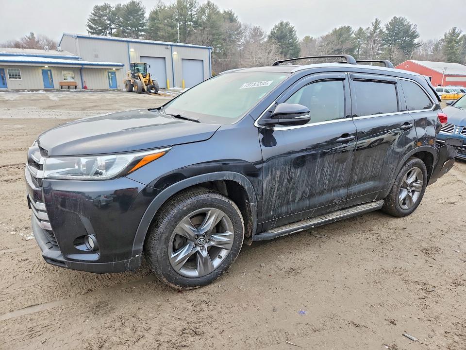 2018 TOYOTA HIGHLANDER — VIN 5TDDZRFH9JS805082