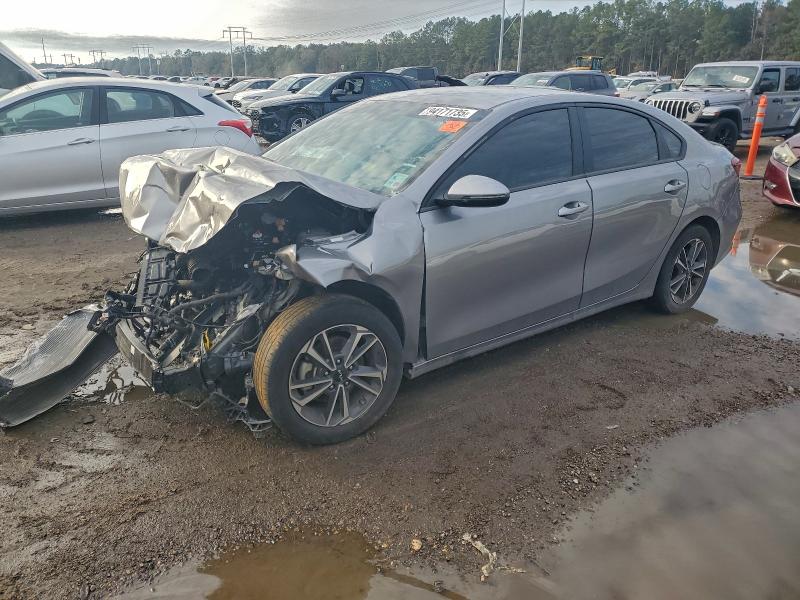 2023 KIA FORTE — VIN 3KPF24AD8PE686870