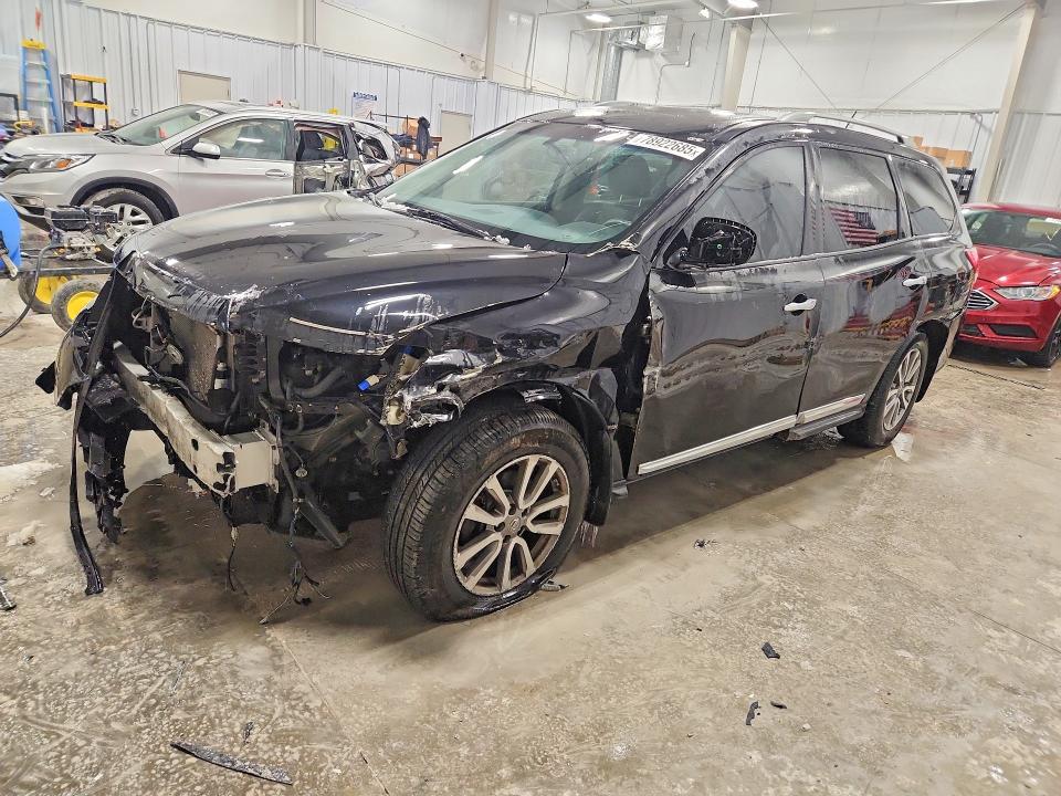 2015 NISSAN PATHFINDER — VIN 5N1AR2MM4FC623157