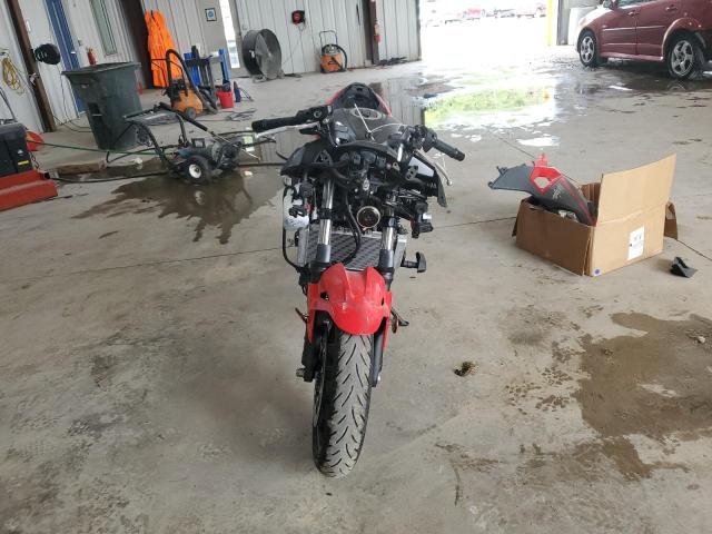 ML5EXGG12SDA60704