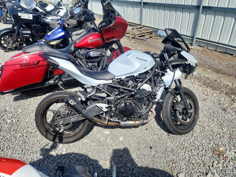 2025 KAWASAKI EX500 — VIN ML5EXGH13SDA60385