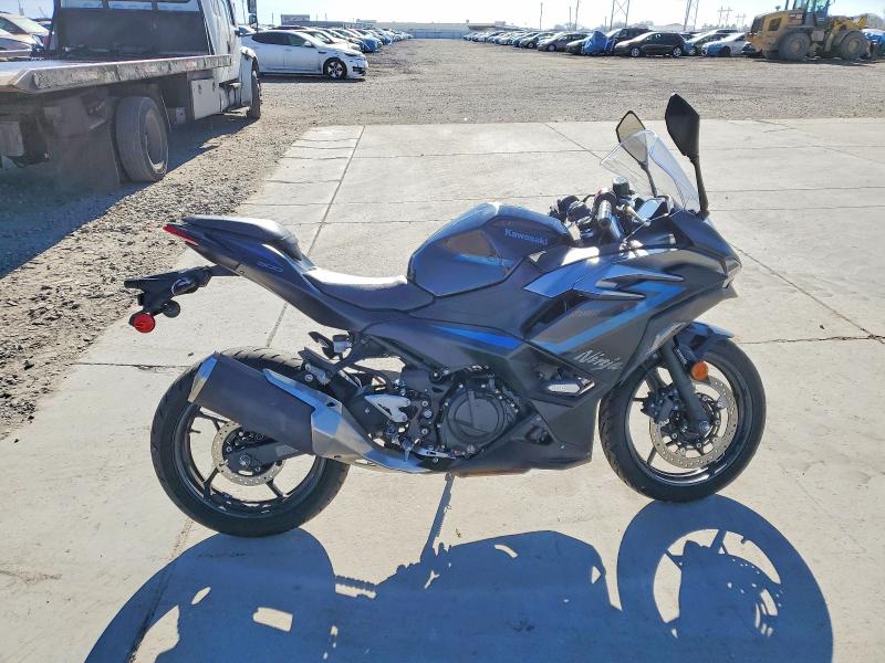 2025 KAWASAKI EX500 — VIN ML5EXGJ19SDA49546