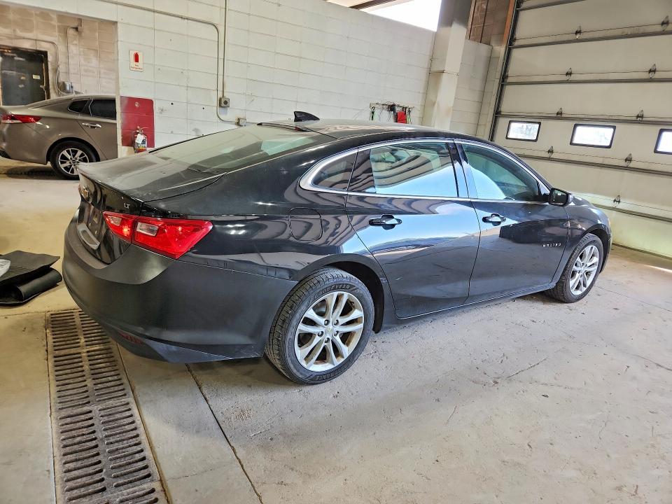 1G1ZD5ST0JF125619