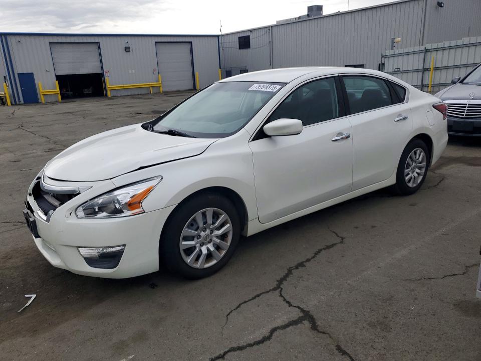 2015 NISSAN ALTIMA — VIN 1N4AL3AP1FN380041