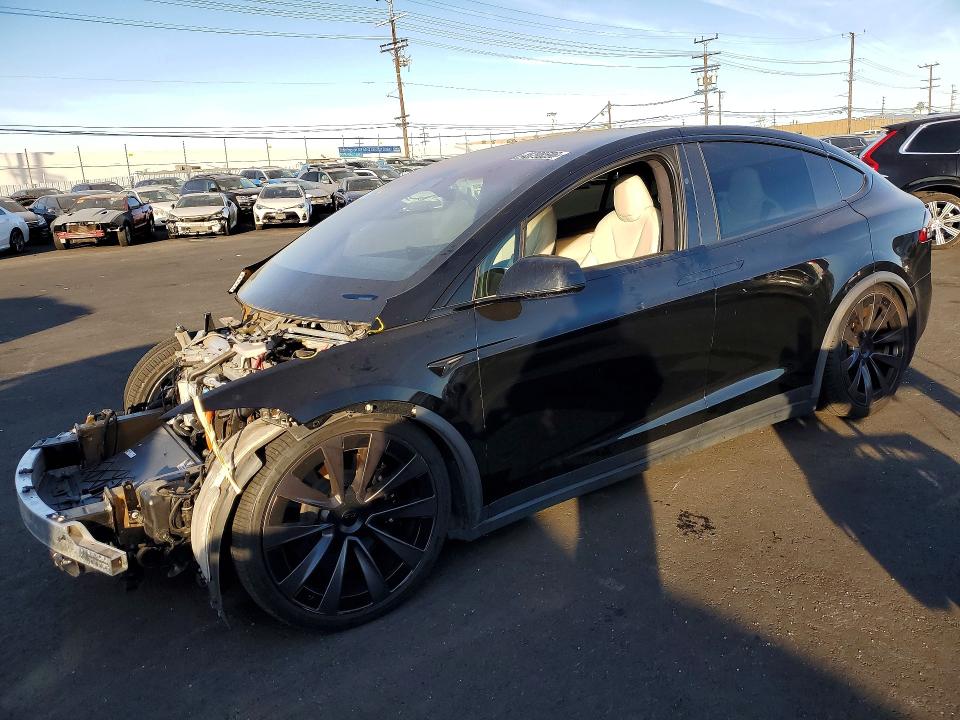 2022 TESLA MODEL X — VIN 7SAXCBE53NF329664